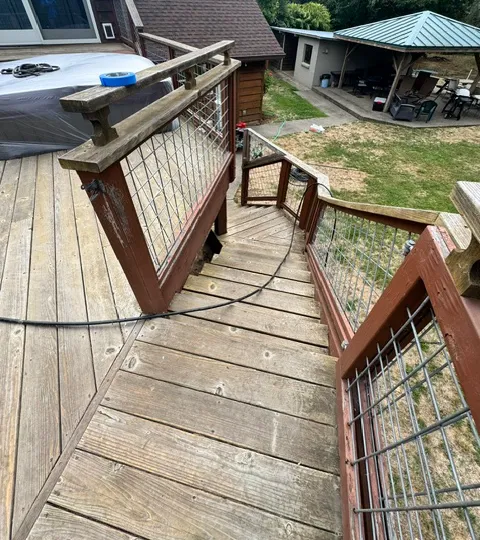Before and after deck stairs staining and wood restoration in Roseburg, OR
